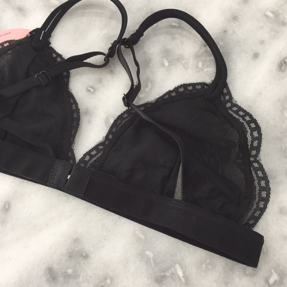 Black Lace Bralette - Picture 4 of 4