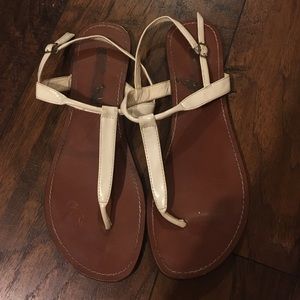 Steve Madden White Sandals