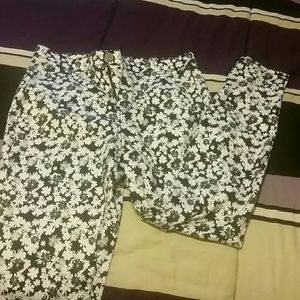 Flower print jeans!!