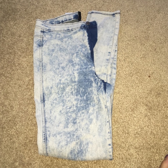 High Waisted Acid Wash Jeggings.