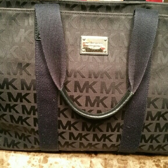 Authentic Michael Kors xtra large tote