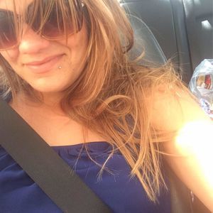 Meet your Posher, Tessa