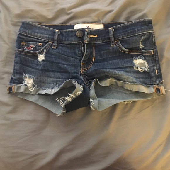 00 Hollister Shorts