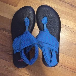 Sanuk sandals