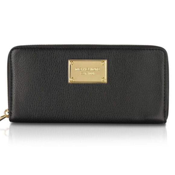 Michael Kors Jet Set Continental Wallet