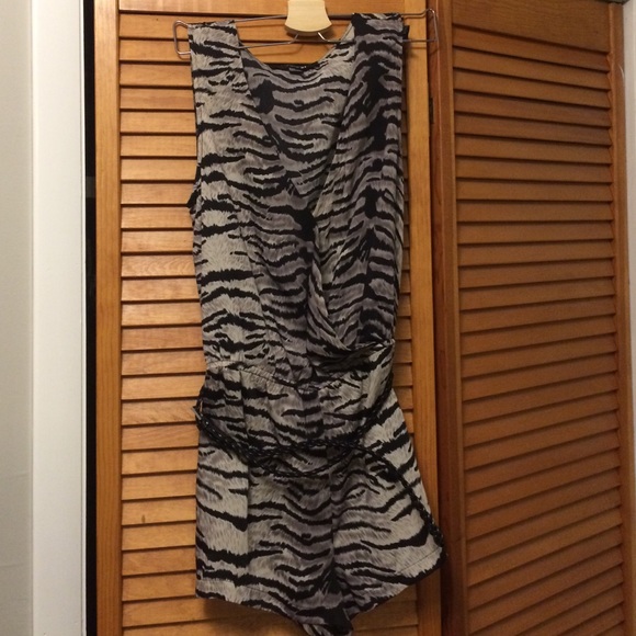Leopard romper with belt