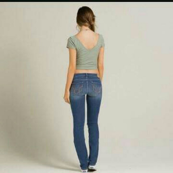 XMAS SALE⛦Nwt- Hollister skinny jeans sz 7 long