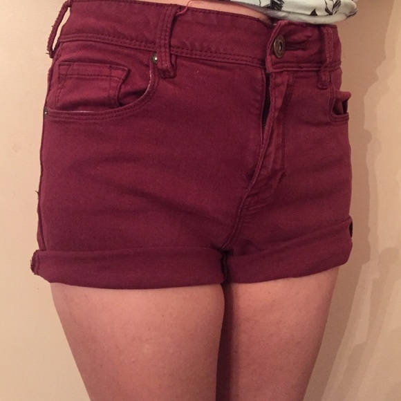Bullhead Denim Co. Maroon Mid-rise shorts