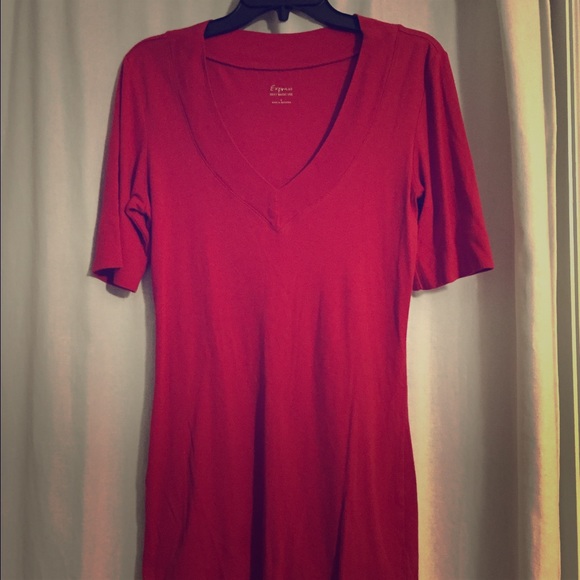 Red express tee