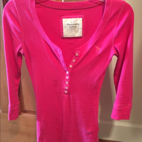 Abercrombie & Fitch top