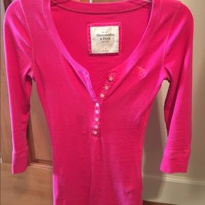Abercrombie & Fitch top