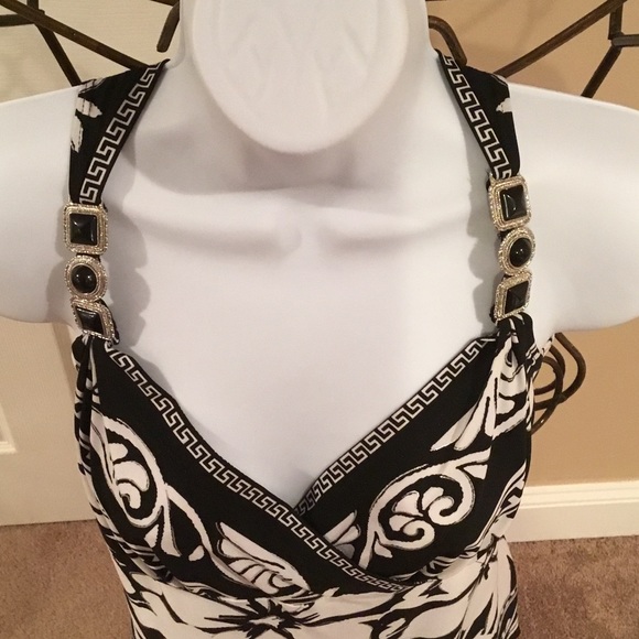 DRESSY TANK TOP - Picture 2 of 4