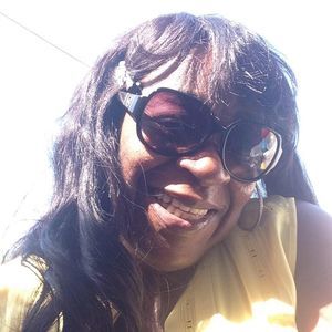 Meet your Posher, Peggy