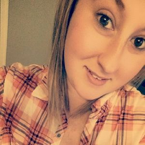 Meet your Posher, Kara