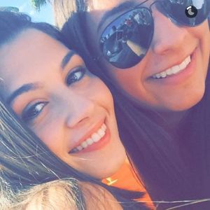 Meet your Posher, Ana