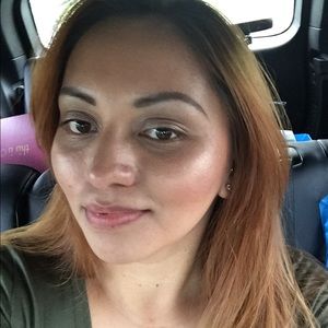 Meet your Posher, Brenda