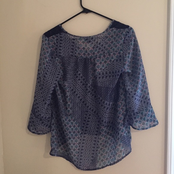 flowy top - Picture 2 of 2