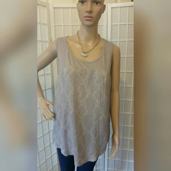 GAP Tops - Gap tank top purple snake print