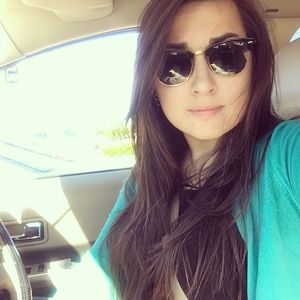 Meet your Posher, Rachael