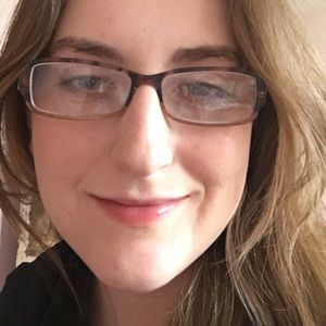 Meet your Posher, Caroline