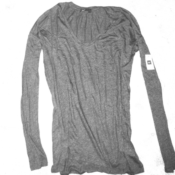 Gray light weight long sleeve