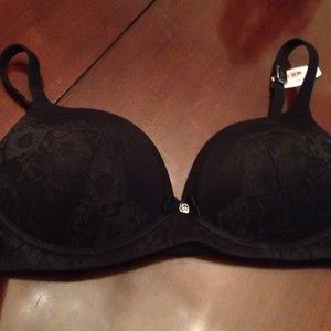Brand new Victoria's Secret black bra