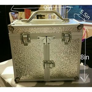 Makeup train case