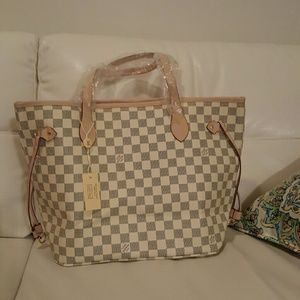 NEW Never full Tote GM
