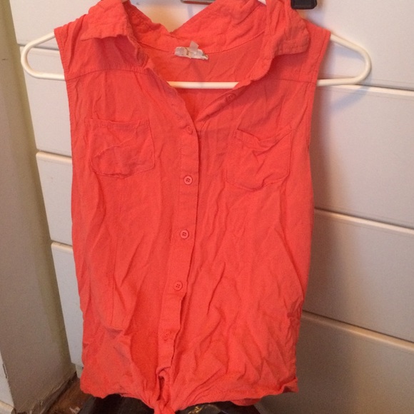 Coral button up collared tank with a tie front
