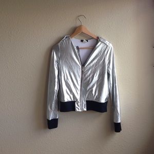 [MAKE AN OFFER] Silver bomber