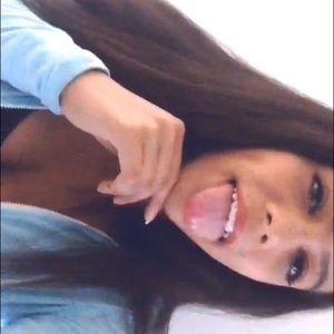 Meet your Posher, Shaina