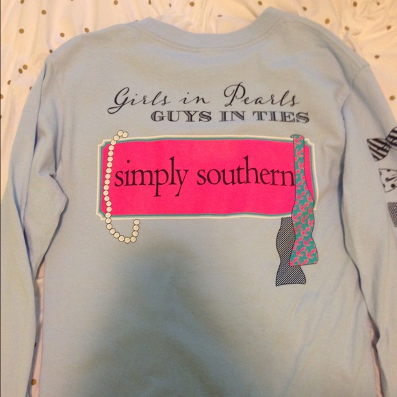 Adult small simply southern Long sleeved t-shirt