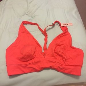 NWT Victoria's Secret Unlined Plunge Bra