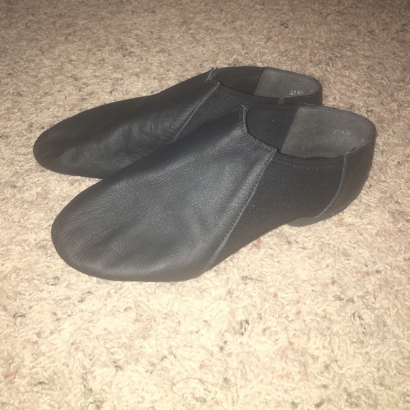 Black jazz shoes. Slightly worn. Size nine
