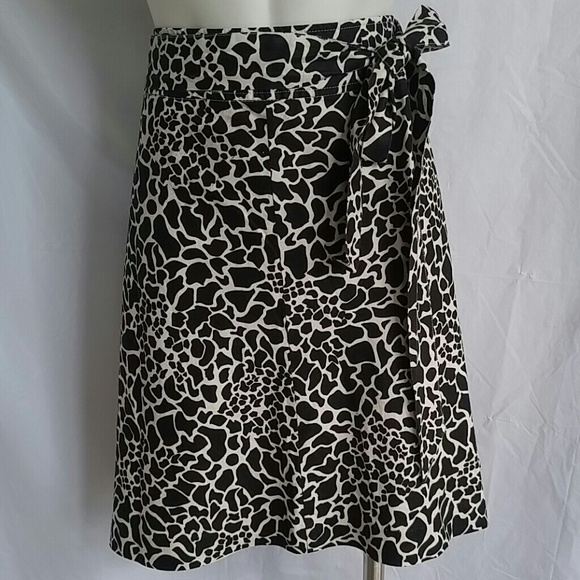 Skirt - Picture 4 of 4