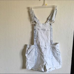 Overall shorts
