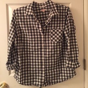 Black & white gingham button up