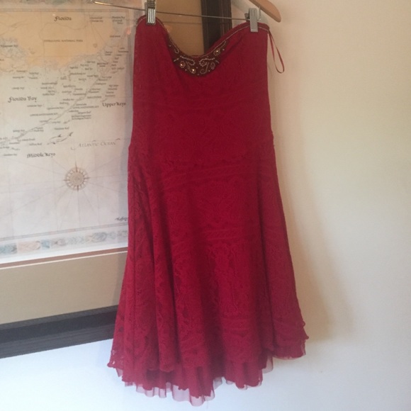 Strapless dress