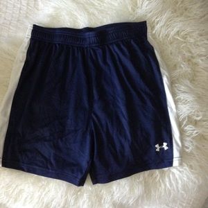 Navy under armour shorts 💙