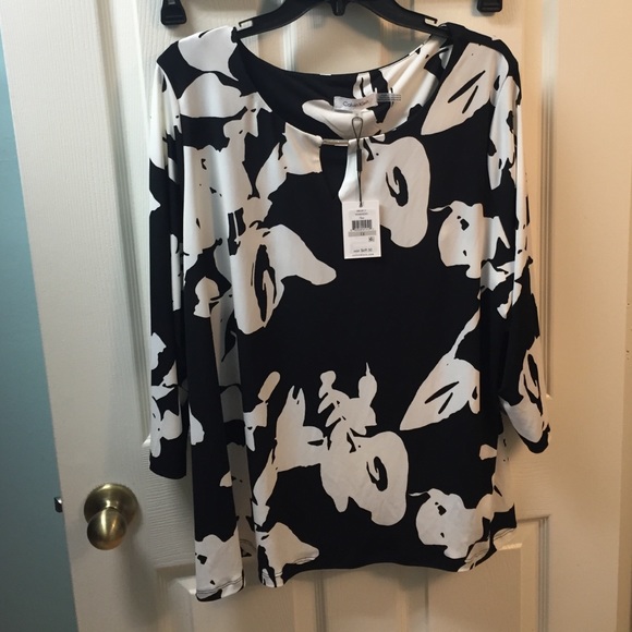 Calvin Klein Tops - Calvin Klein blouse