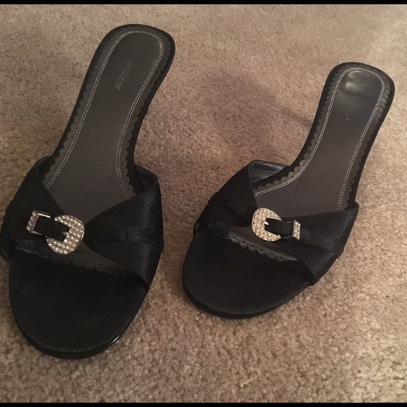 Naturalizer black dress shoe