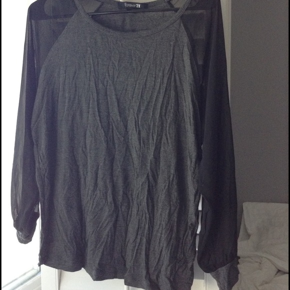 Long sleeve with chiffon sleeves