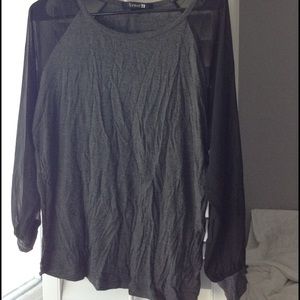 Long sleeve with chiffon sleeves
