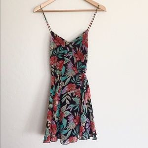 Tropical print X back Dress