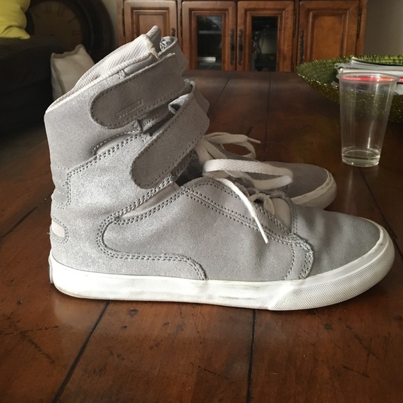 Silver Supra high top