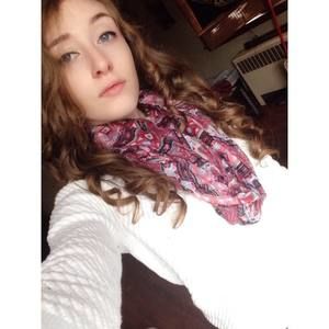 Meet your Posher, Tina