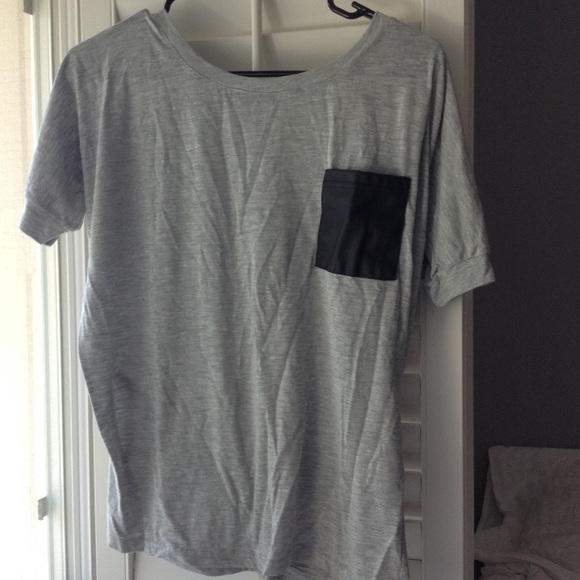 Grey tee with leather pocket