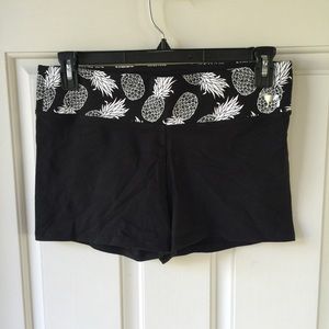 Victoria's Secret PINK Yoga Shorts Pineapple Print
