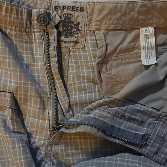 Shorts - Picture 4 of 4