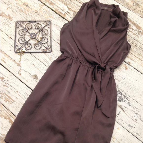The Limited Dresses & Skirts - The Limited Silky Cinch Waist Dress size 4